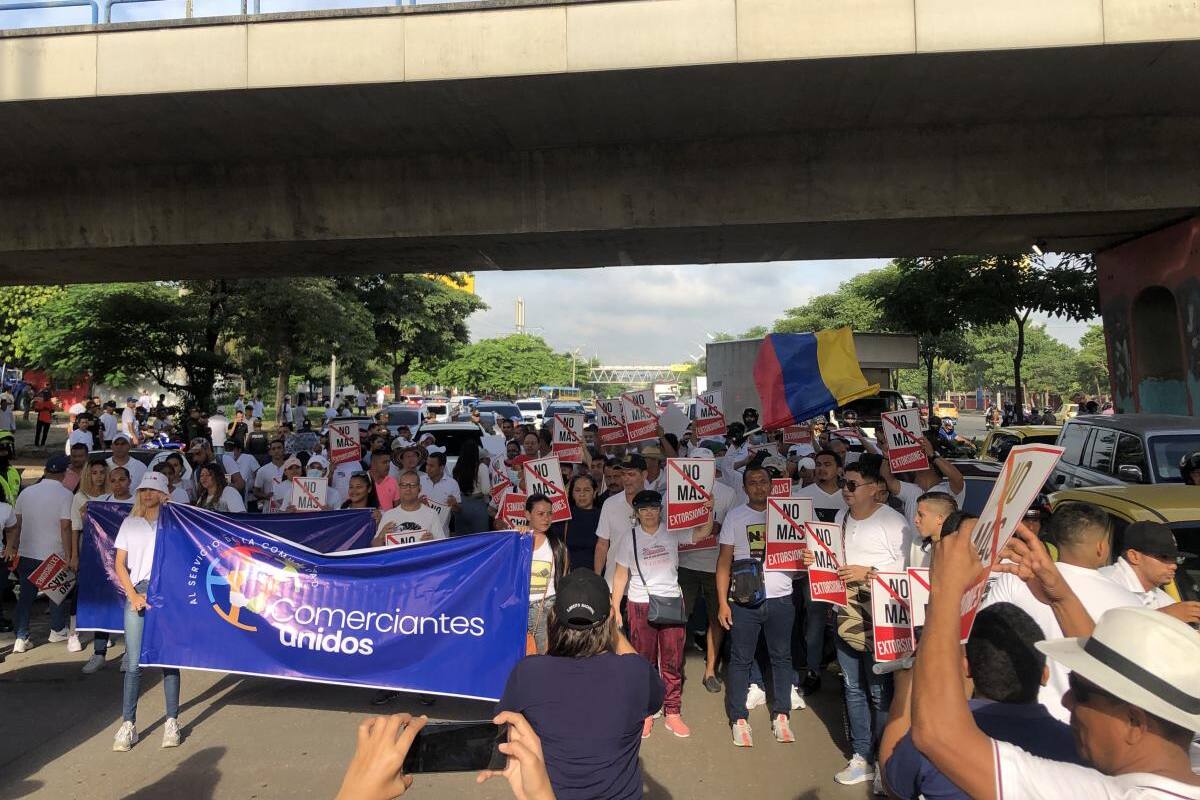 "¡No más extorsión!": gritaron los comerciantes y tenderos de Soledad