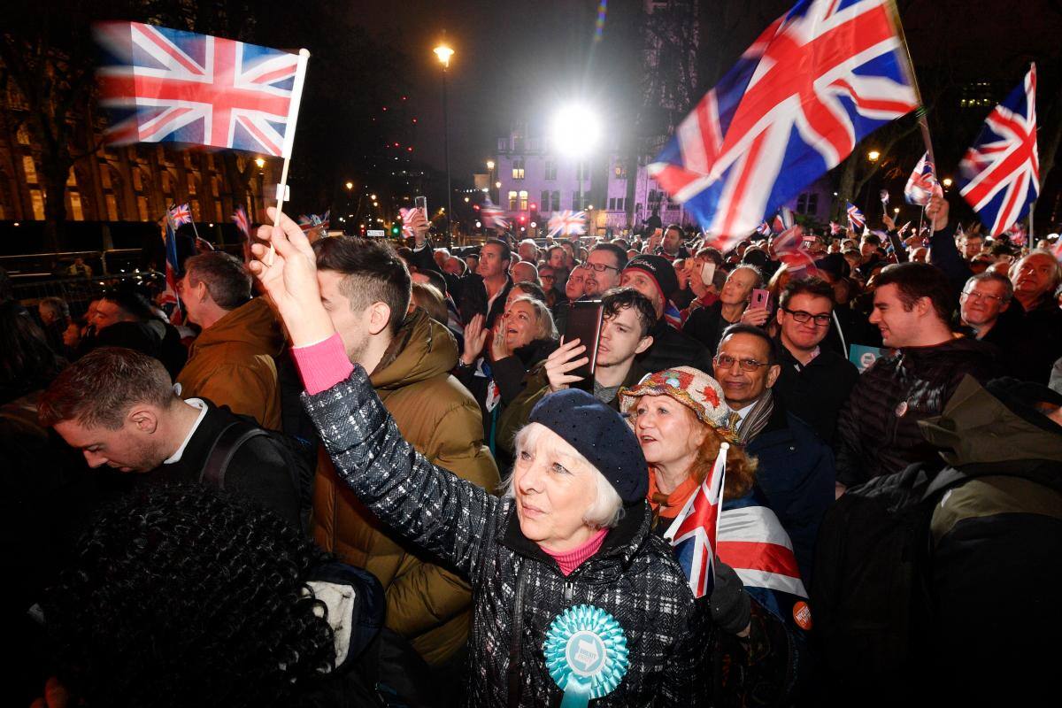 Johnson celebra una “nueva era” y llama a superar las divisiones del Brexit