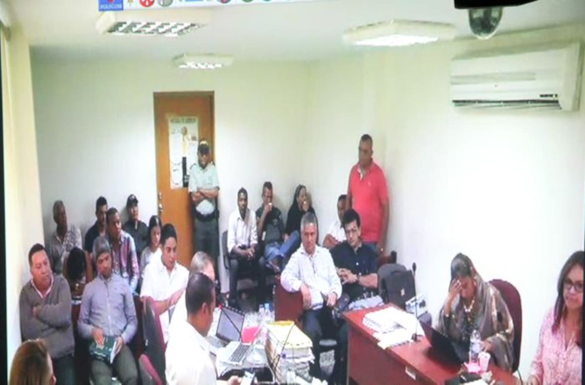 La dirección de la Rama Judicial tomó la decisión de transmitir la audiencia de control de garantías de Manolo Duque este viernes, pero en una pantalla en la sede del Cuartel del Fijo Archivo.