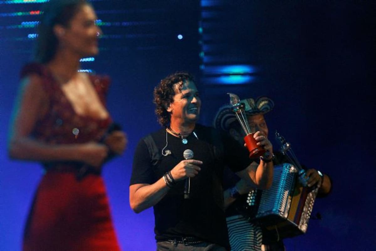Carlos Vives durante su presentación en Viña de Mar. AP Luis Hidalgo