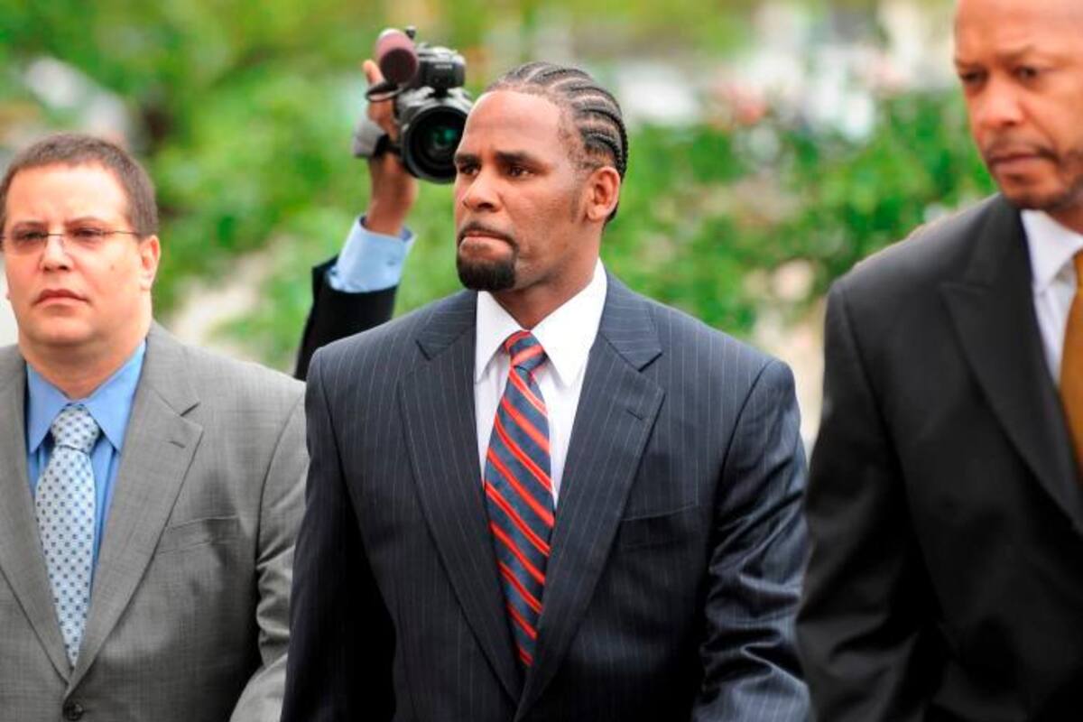 Hombre declara que R. Kelly abusó sexualmente de él
