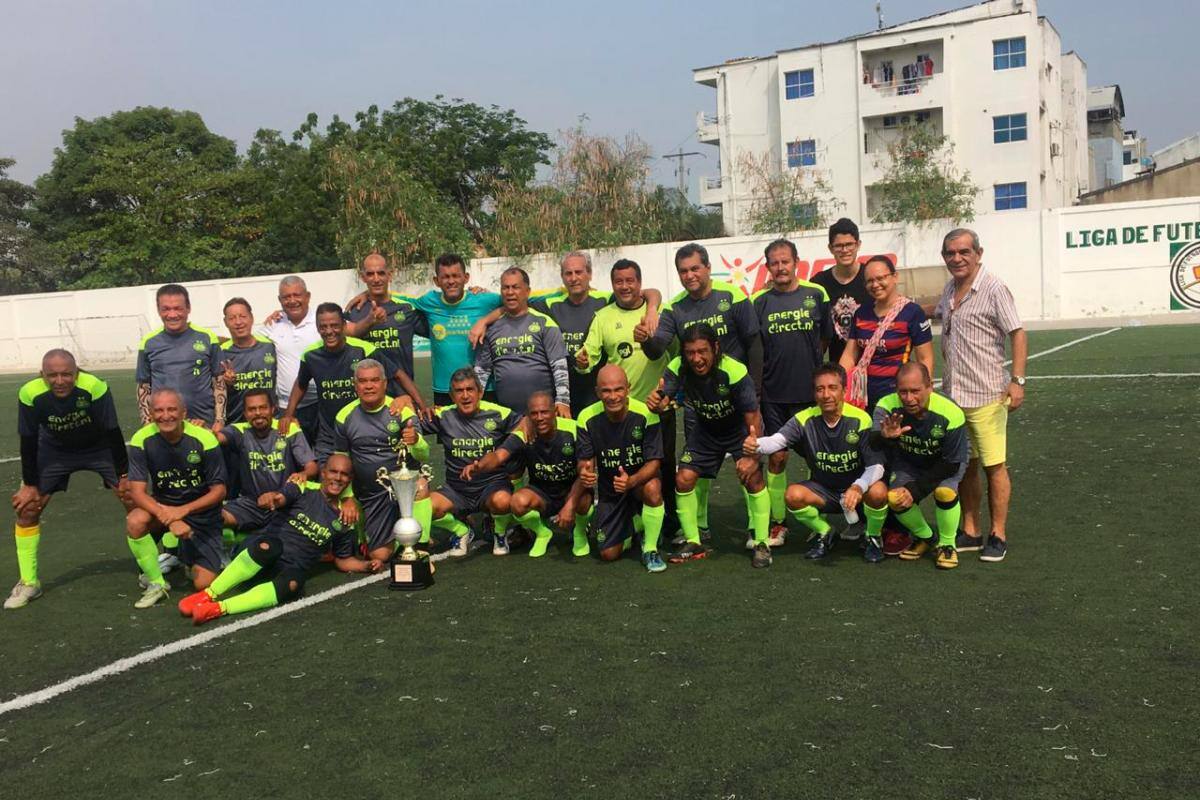 GPL Marketing es el gran campeón del Torneo de Fútbol Distrital Master Plus 58 Años