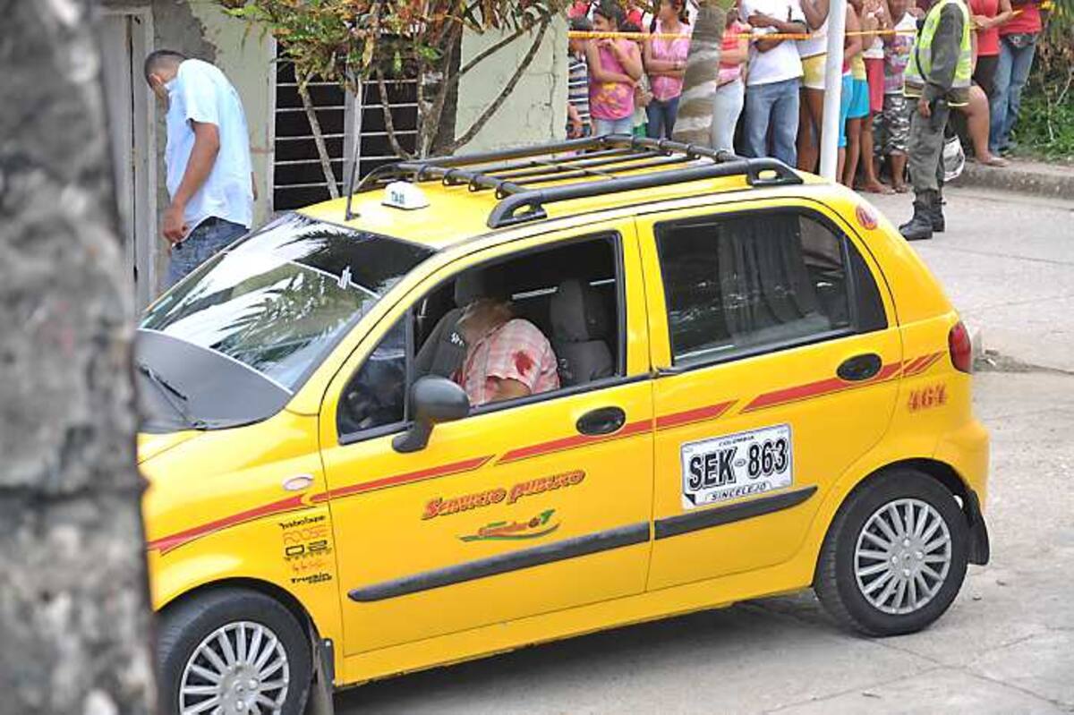 Las autoridades buscan esclarecer los móviles del asesinato del taxista.