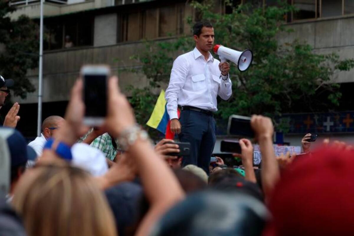 Guaidó anuncia gira y gran manifestación para reclamar el poder en Venezuela