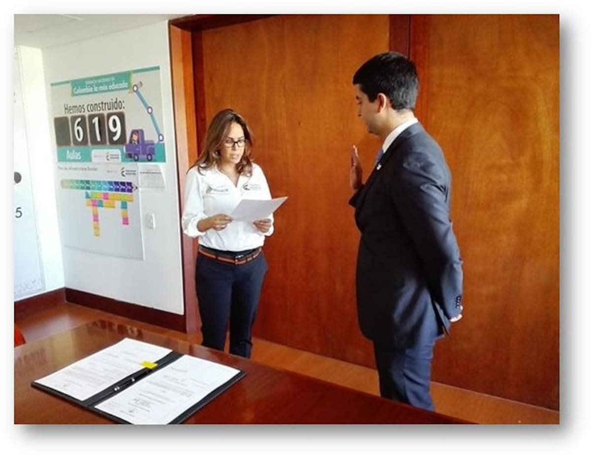 Víctor Saavedra, nuevo Viceministro de Educación Básica COLPRENSA