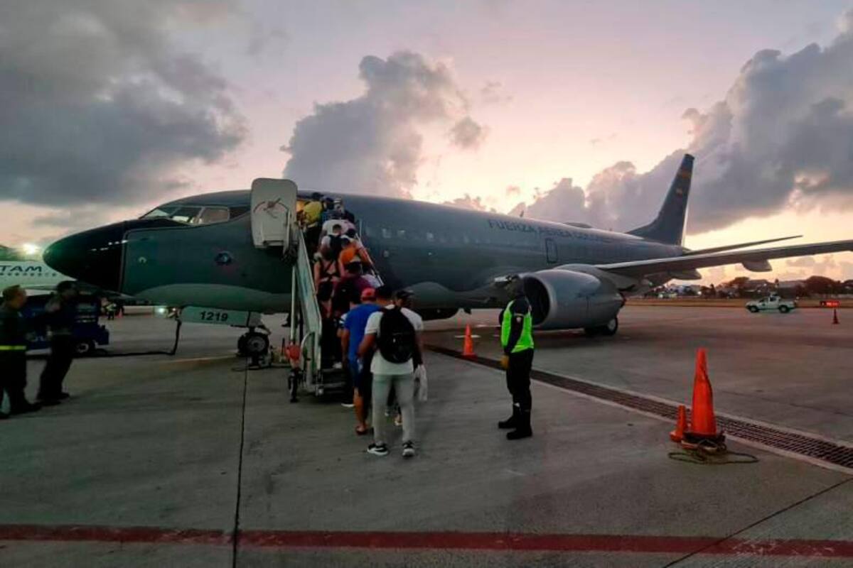 Gobierno podría declarar la emergencia aérea por crisis con Ultra y Viva