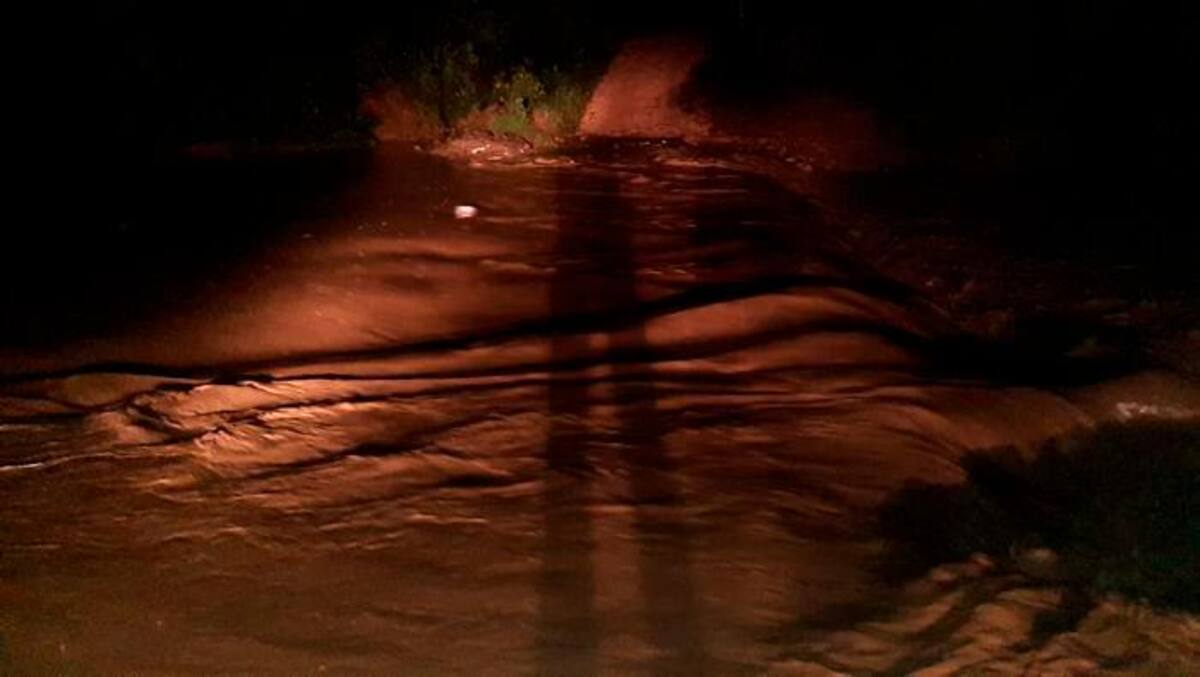 La brigada que estaba revisando quedó del otro lado del Guamo. //Cortesía.