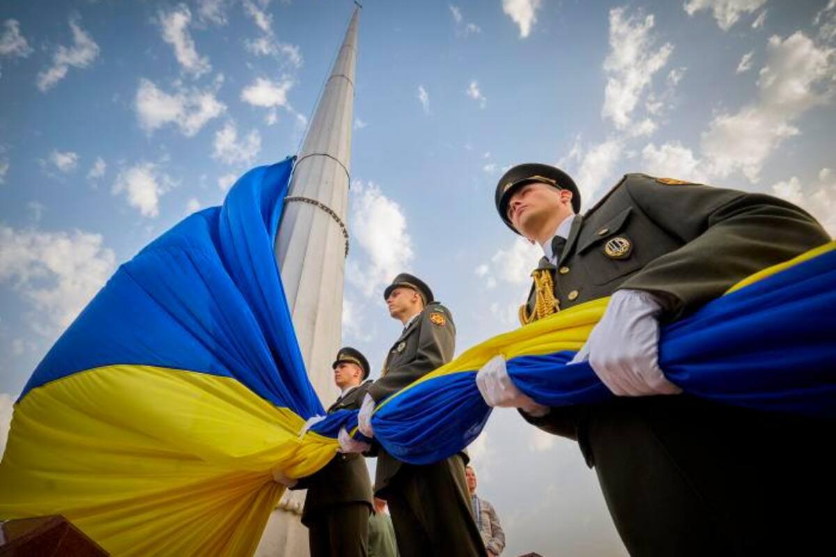Crece temor a ataque ruso antes de fiesta nacional ucraniana