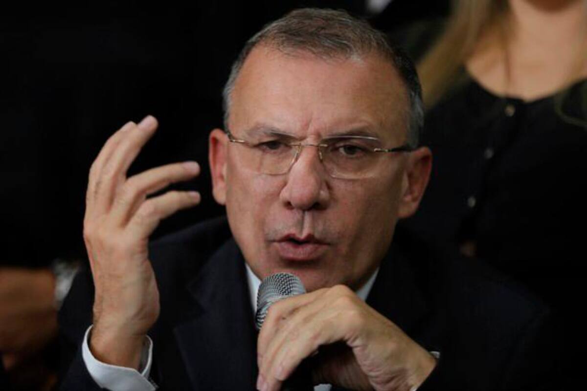 Roy Barreras “ruega” a ministros presentar pronto los proyectos de ley