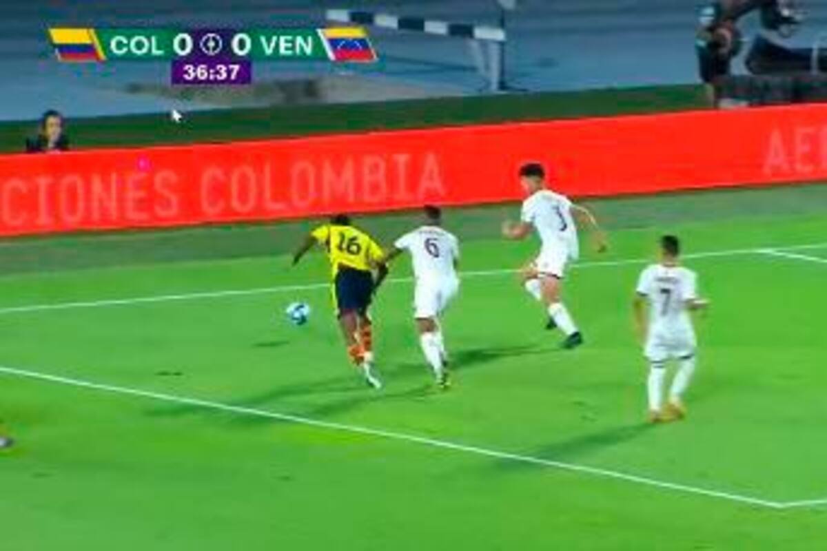 ¿Penal? La Conmebol reveló los audios del VAR del juego Colombia vs. Venezuela