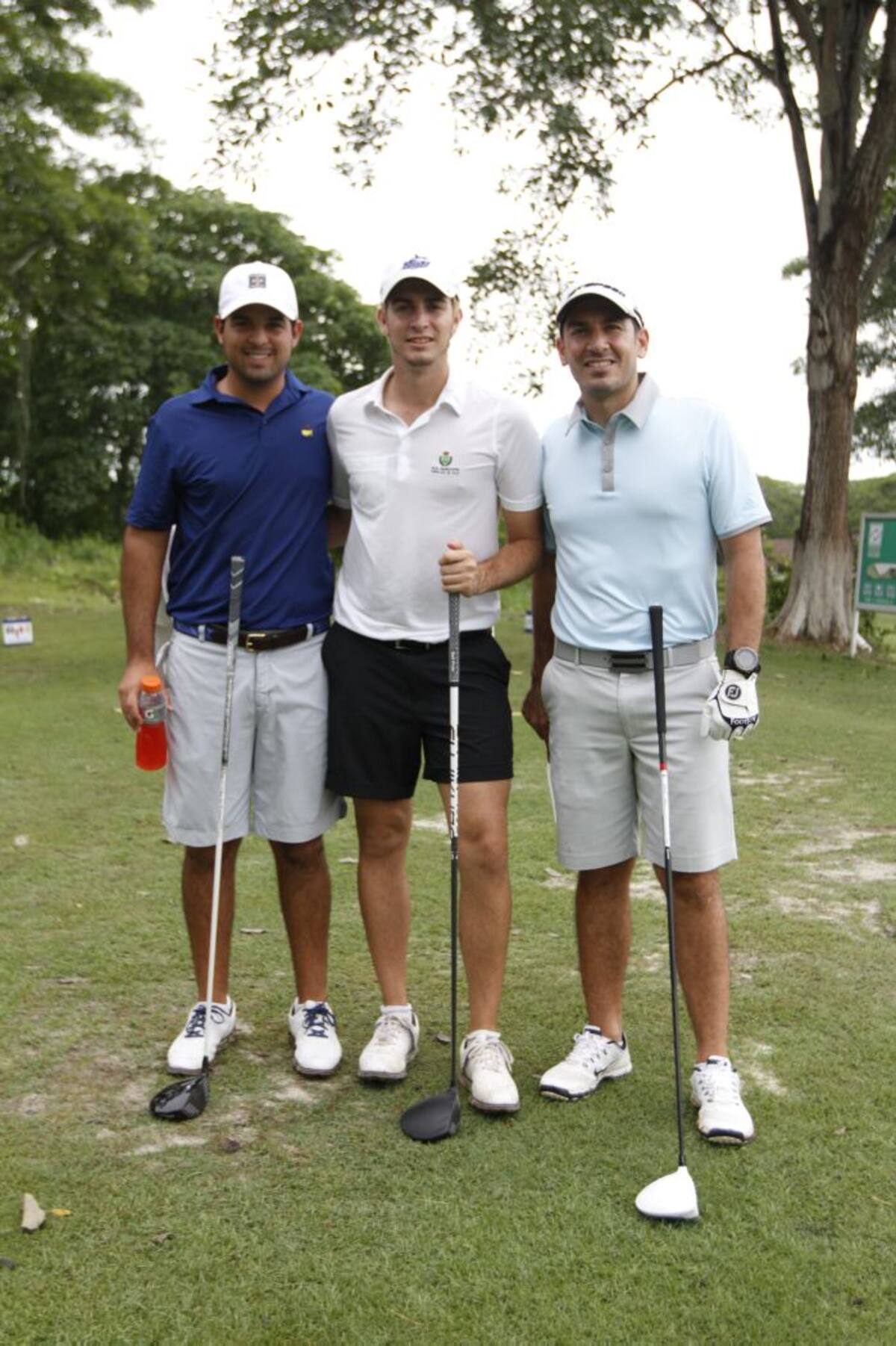 Santiago Gómez, Ángel Miguel Jiménez Jr. y Andrés Sandoval, jugadores estlares del Torneo Aficionado de Golf. Julio Castaño-El Universal