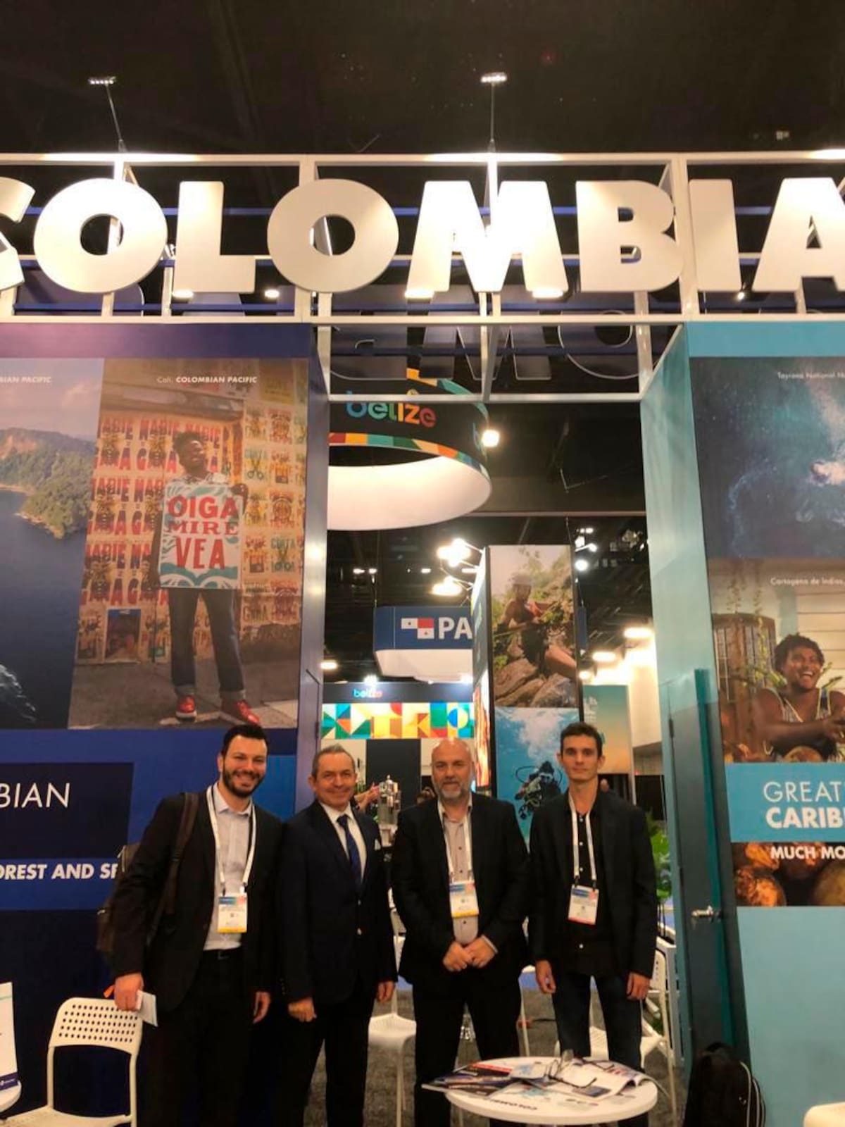 Representantes de Altamar Seatrade Cruise Global Miami 2022. // Cortesía.