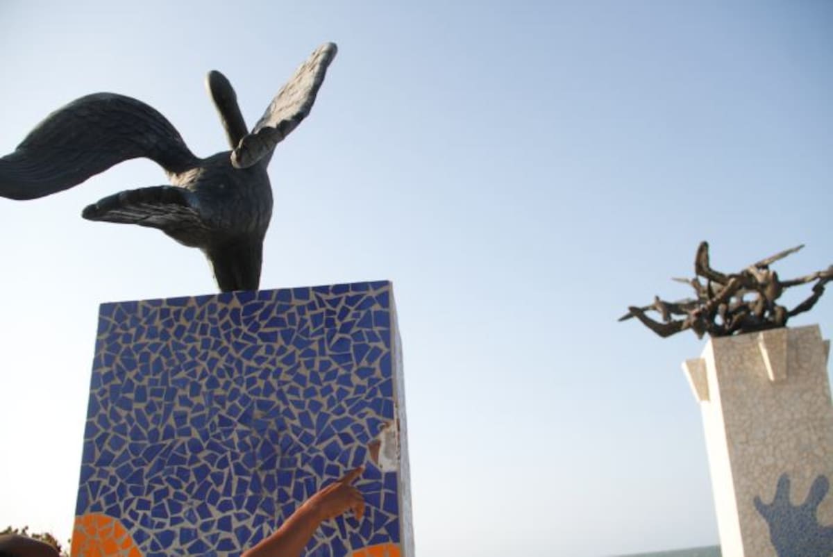 Los vándalos ya comenzaron a arremeter contra el recién restaurado Monumento a los Alcatraces. OSCAR DÍAZ ACOSTA - EL UNIVERSAL -