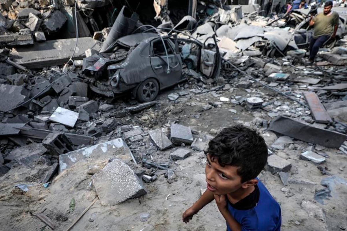Denuncian que habrían 870 niños desaparecidos bajo los escombros en Gaza