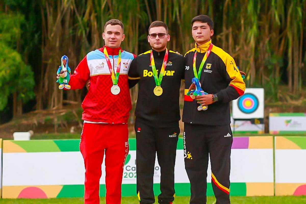 Juegos Nacionales 2023: Santiago Arcila se vuelve a bañar de oro