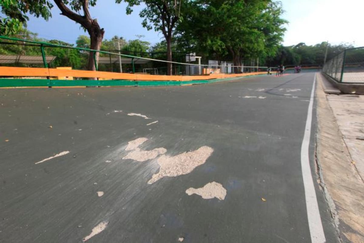 Así luce la pista de patinaje del parque. // Julio Castaño