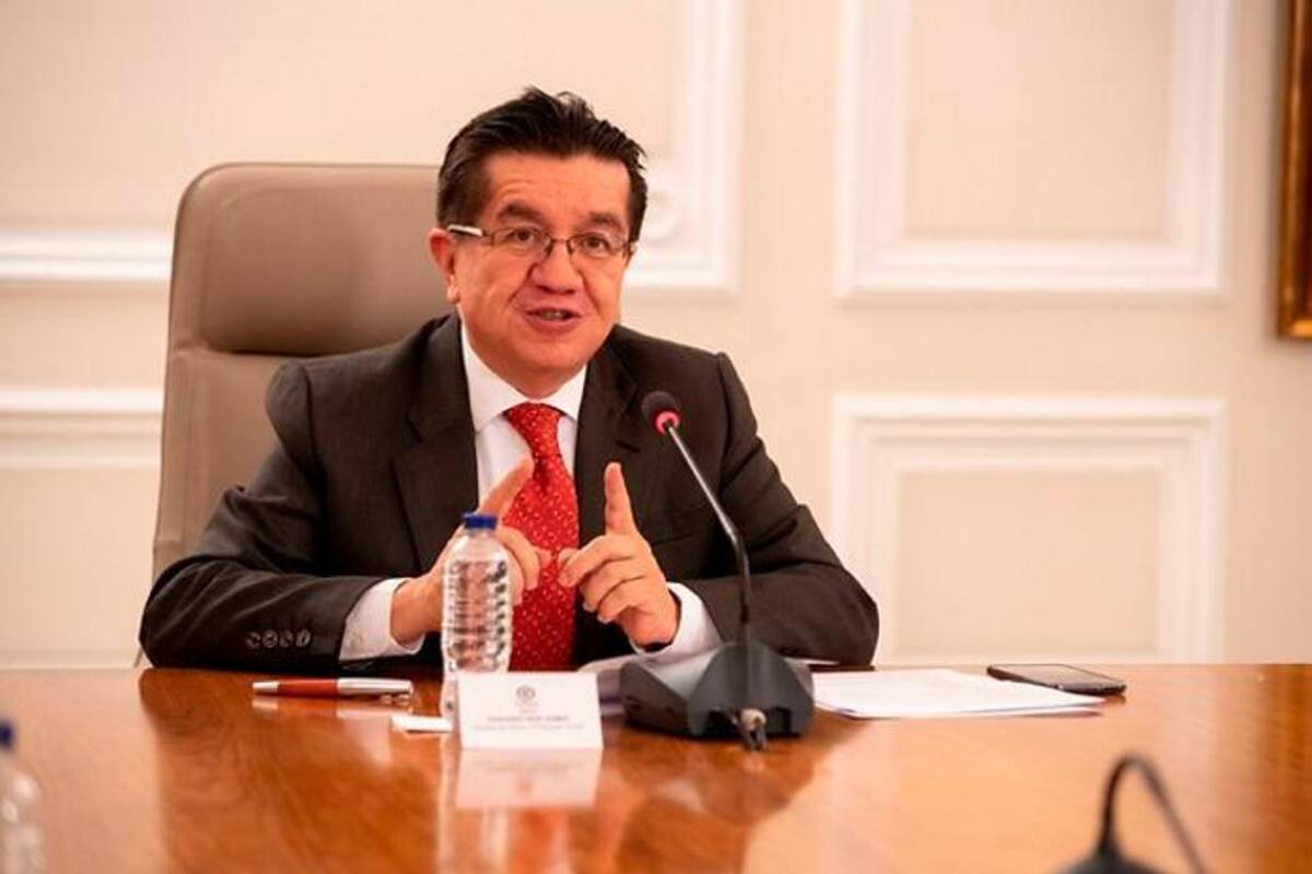 Gobierno entregará esta semana 435 ventiladores en 20 regiones del país