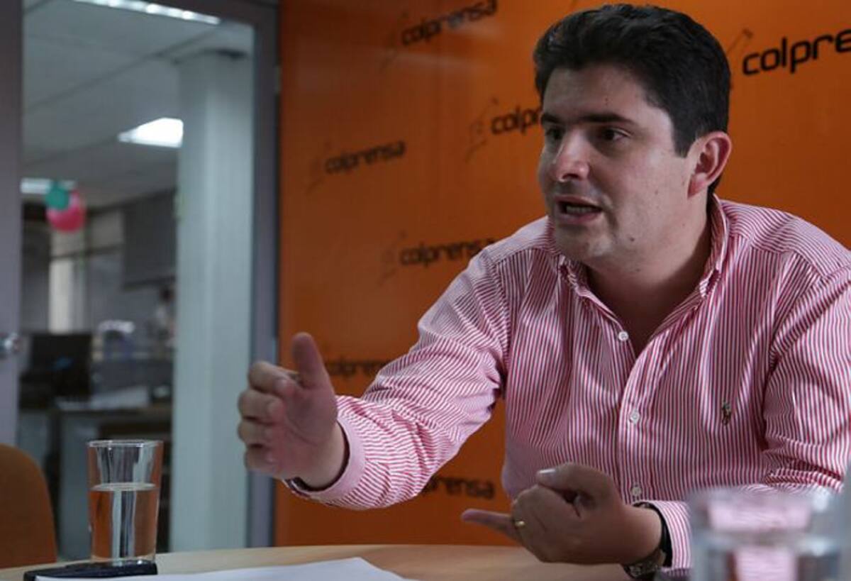 Luis Felipe Henao, ministro de Vivienda. COLPRENSA