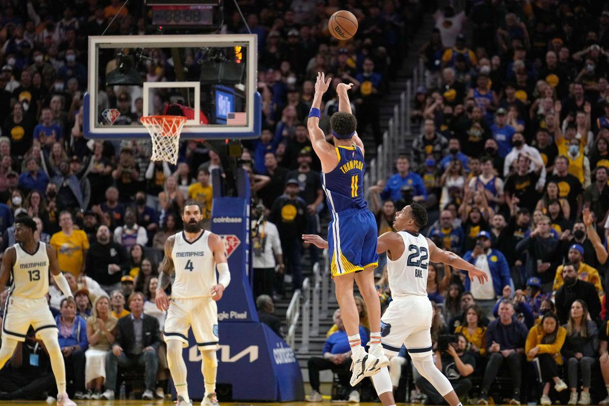 Curry y Thompson llevan a los Warriors de vuelta a la final del Oeste