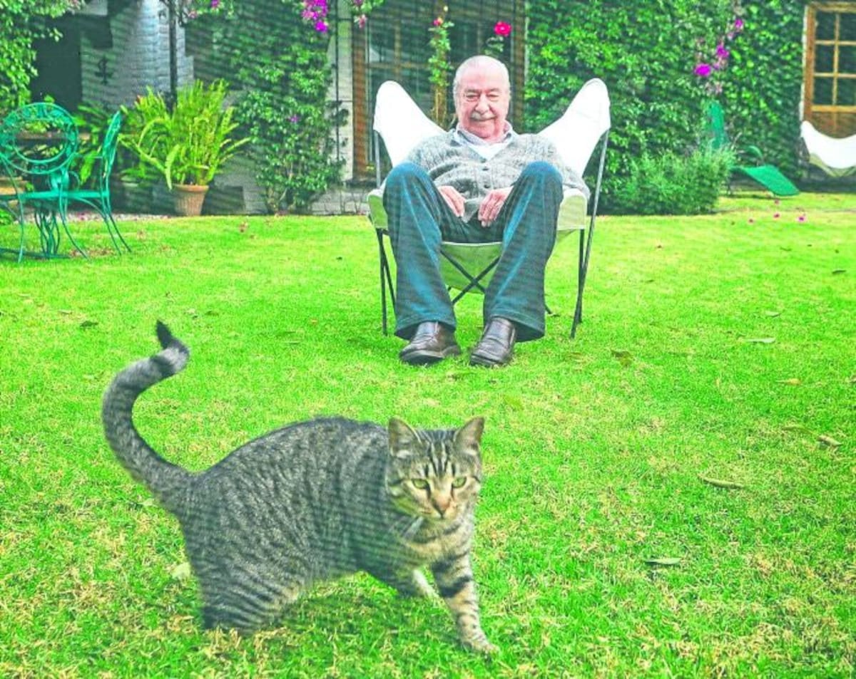 El poeta Álvaro Mutis.