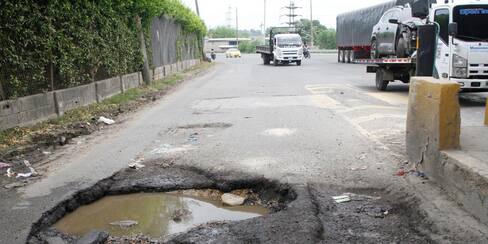 El Corredor de Carga se llena de huecos, ¿quién responde?