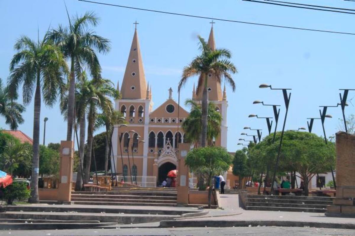 Gobernación de Bolívar decreta toque de queda en municipios con COVID-19