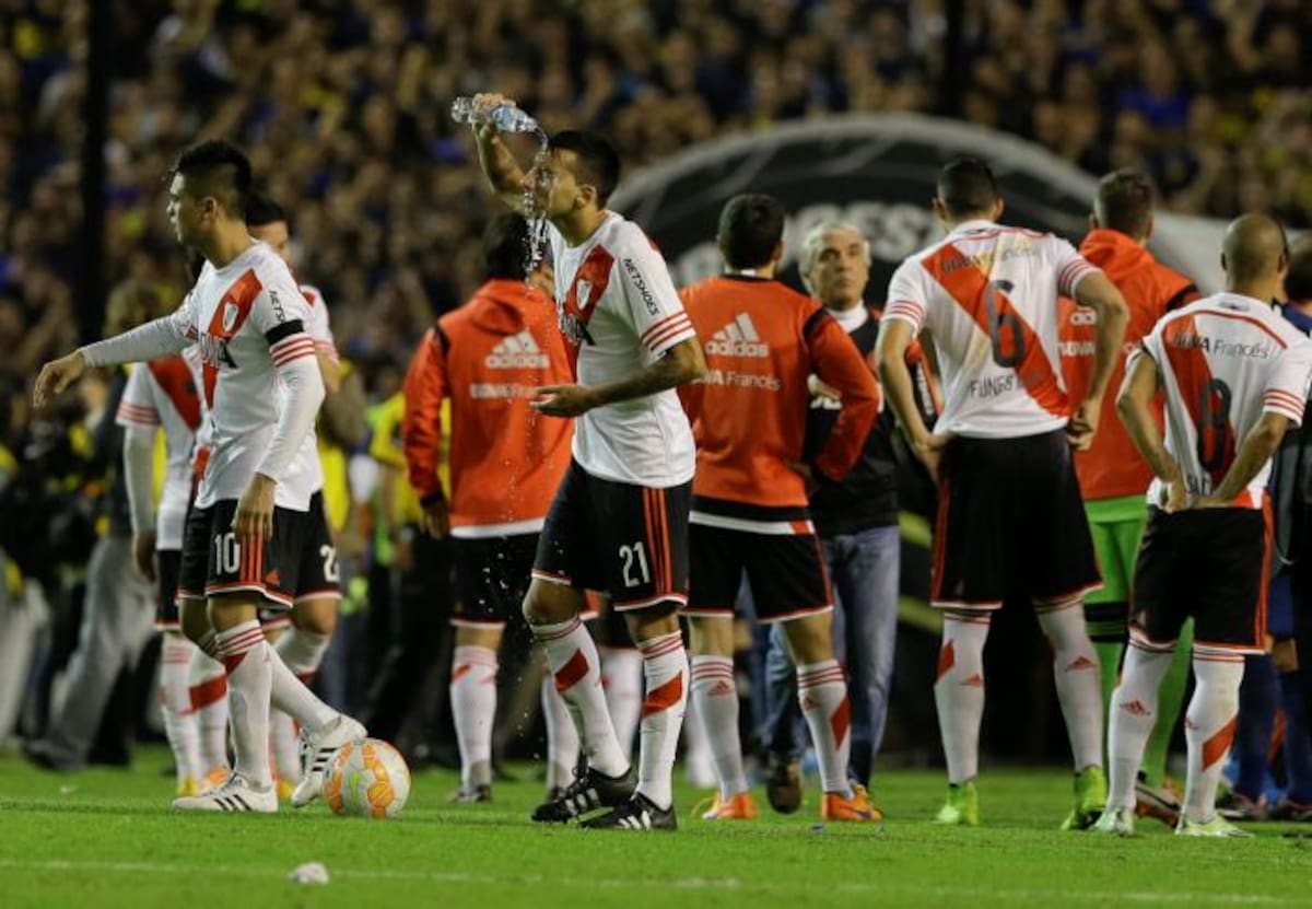 Jugadores de River Plate luego del incidente en el superclásico disputado en la Bombonera. AP Natacha Pisarenko