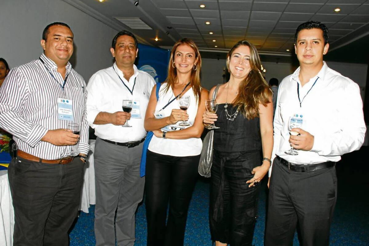 John Rodríguez, Mauricio Morales, Clara Yepes, Gladys Zuluaga y Rolando Peña.