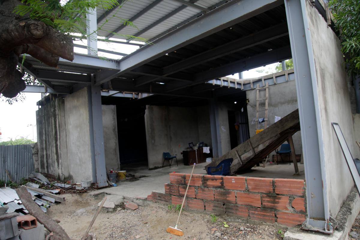 En el CAP de Daniel Lemaitre está a medio terminar. Habitantes del barrio piden que aceleren los trabajos. //Aroldo Mestre