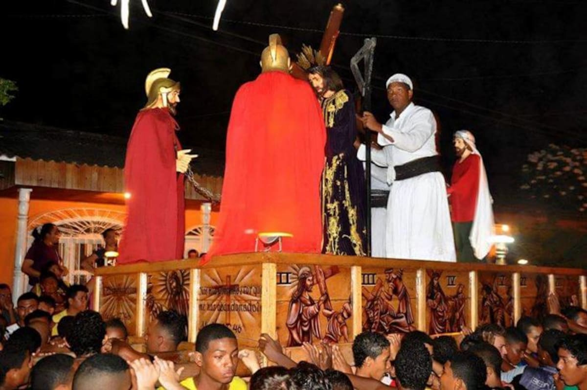 La Hermandad Nazarena de Tolú está lista para presidir las procesiones en la que participan cientos de nativos. cortesía.