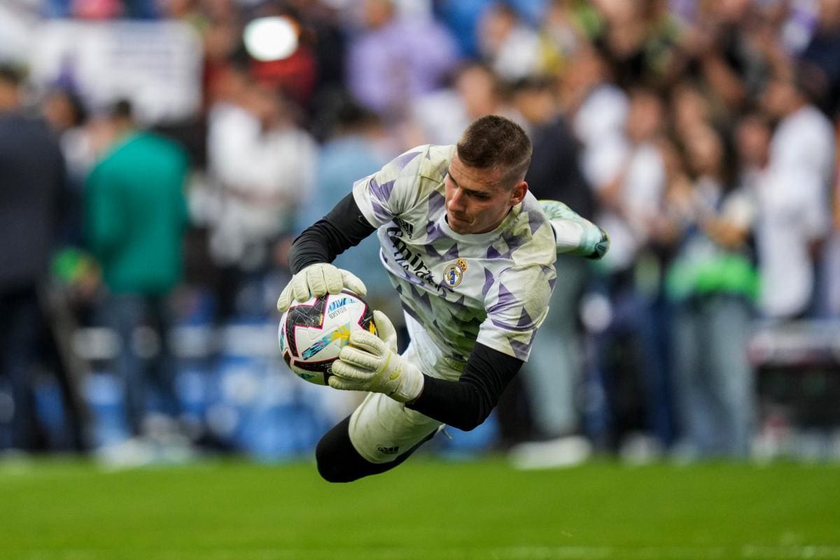 Real Madrid considera firmar otro portero tras lesión de Thibaut Courtois