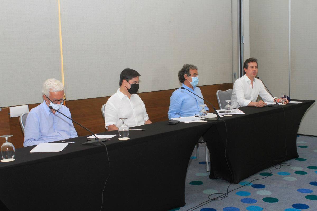 Los precandidatos presidenciales de la Coalición de la Esperanza. // Julio Castaño - El Universal