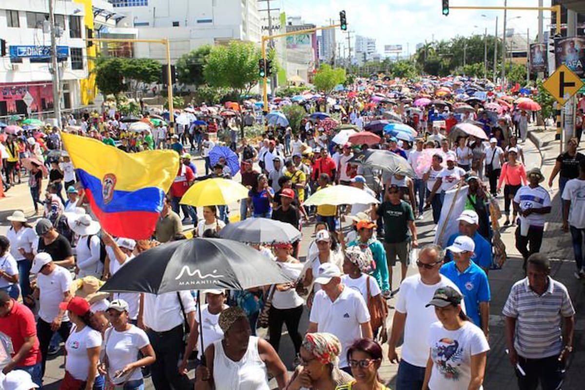 Las noticias falsas que han desatado el pánico en varios lugares de Colombia