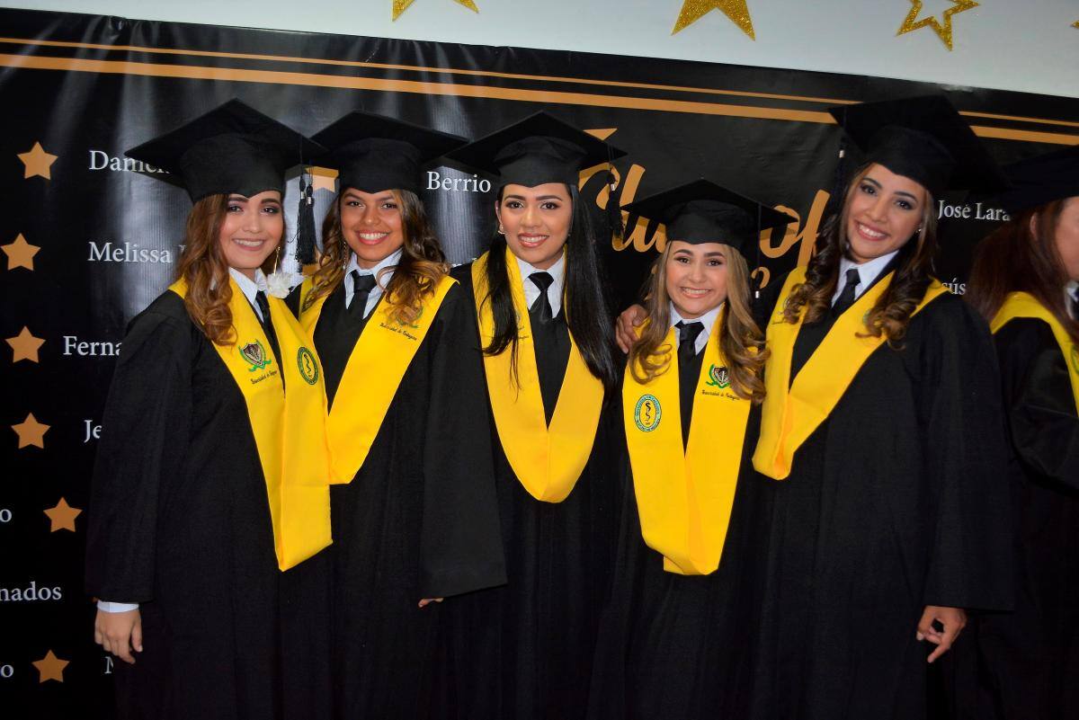 Ángela Lucía Marrugo Domínguez, Nathalia Montaño Argote, Lina María García Moreno, Jennifer María Ricardo Arrieta y Oneyzi María Bonfante Luna.