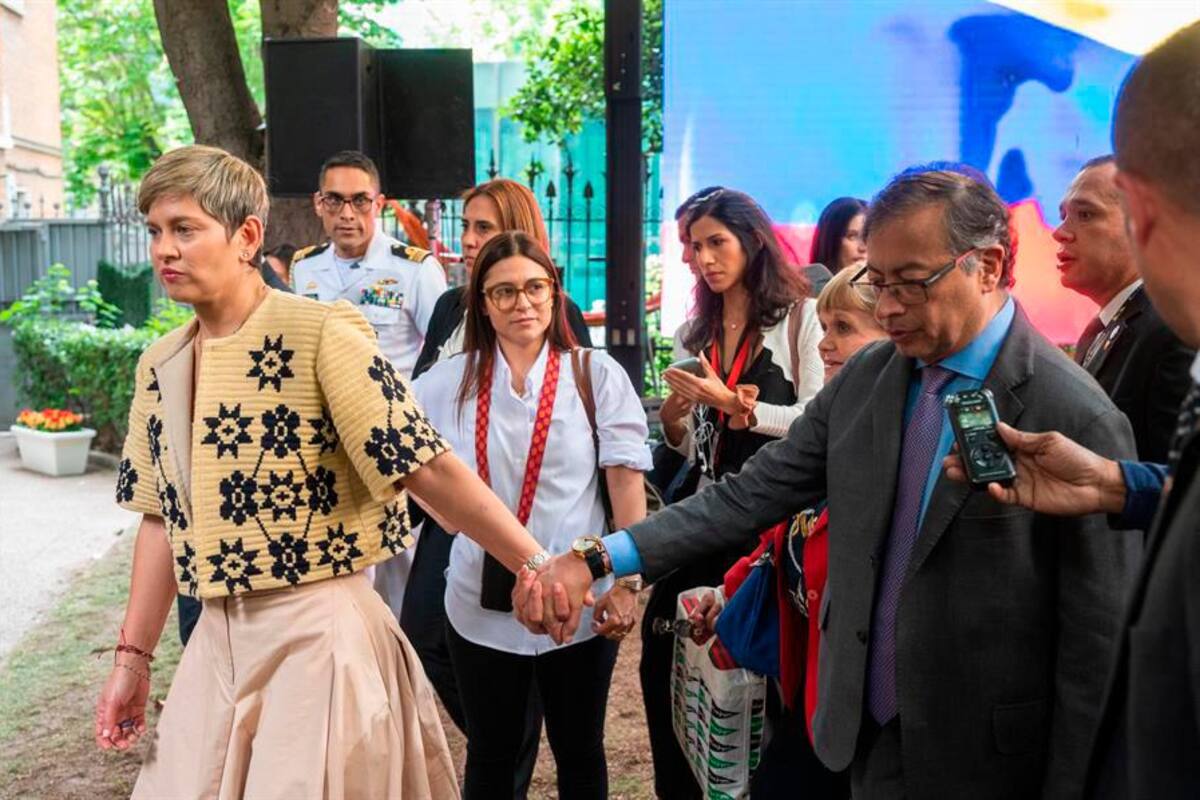 Gustavo Petro asistió a la VI Feria de Servicios colombianos en España