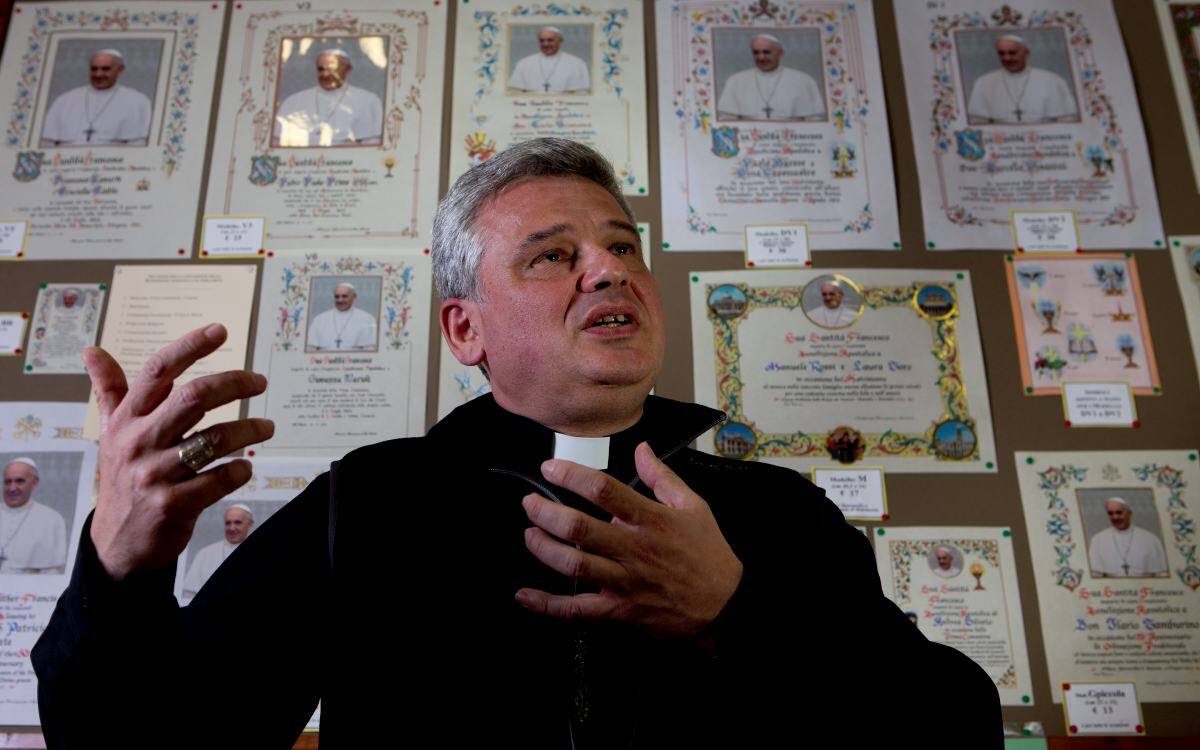 El arzobispo Krajewski.