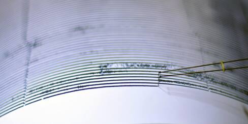Japón emite alerta de tsunami tras terremoto de magnitud 7,6