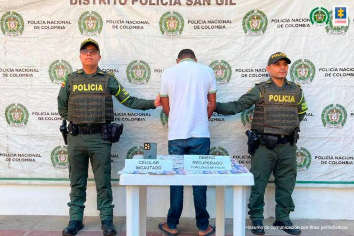 Intimidó y golpeó a un hombre para robarle $90 millones: va a prisión