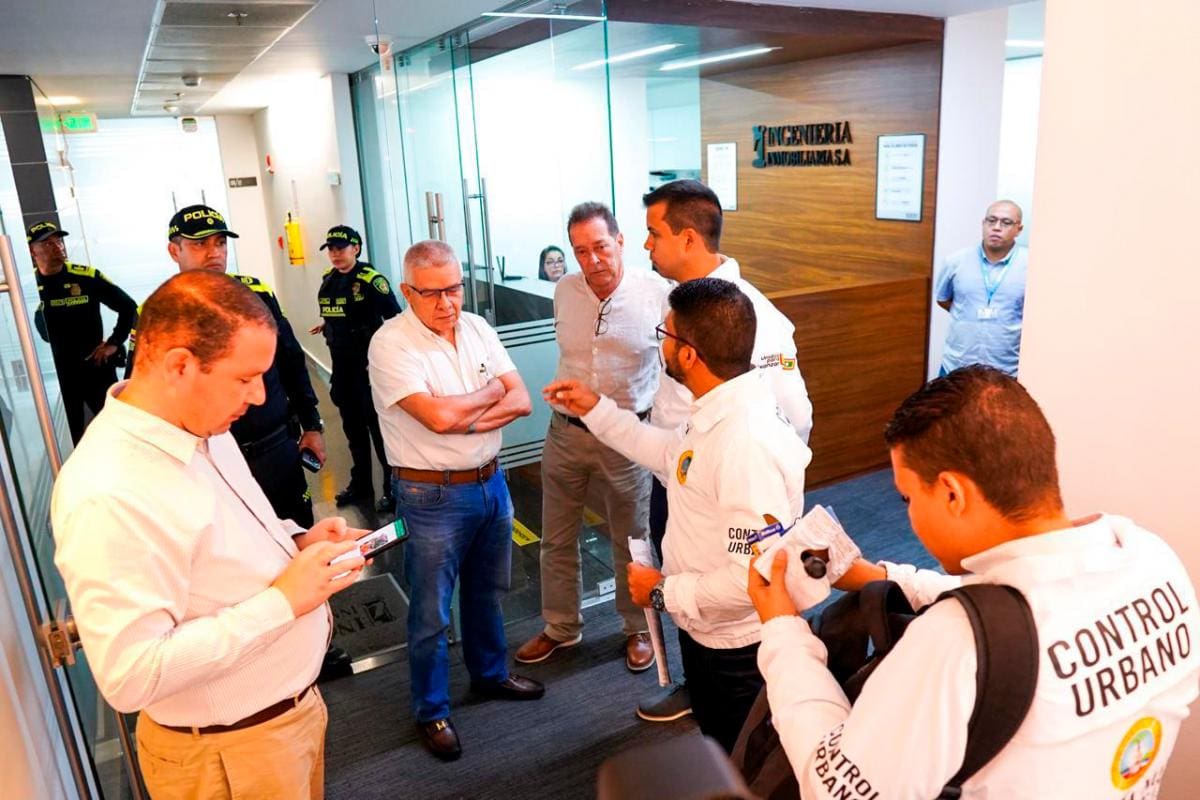 Constructora de Aquarela interpondrá acciones legales por toma de sus oficinas