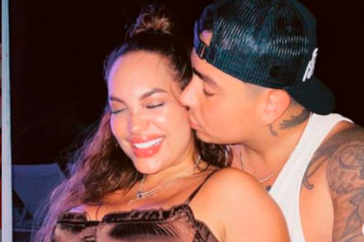 Video: Felipe Saruma le regaló costoso regalo a Andrea Valdiri