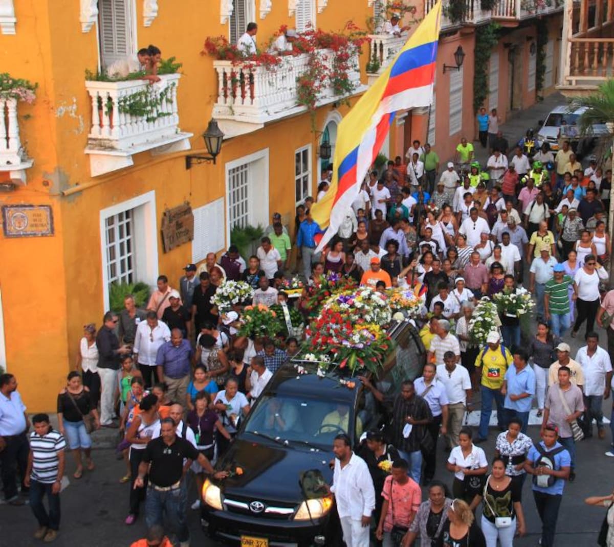 Cortejo Fúnebre de Campo Elías por el Centro Histórico. Zenia Valdelamar
