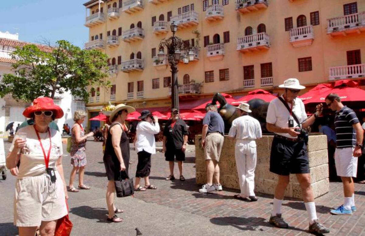 En esta foto de 2011 todavía estaba en su pedestal. ARCHIVO