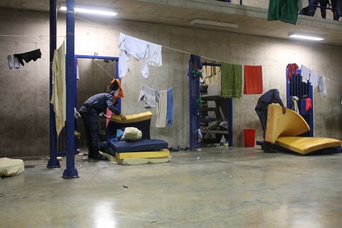 Unidades del Inpec realizaron operativos en las cárceles de Espinal y Picaleña. Colprensa