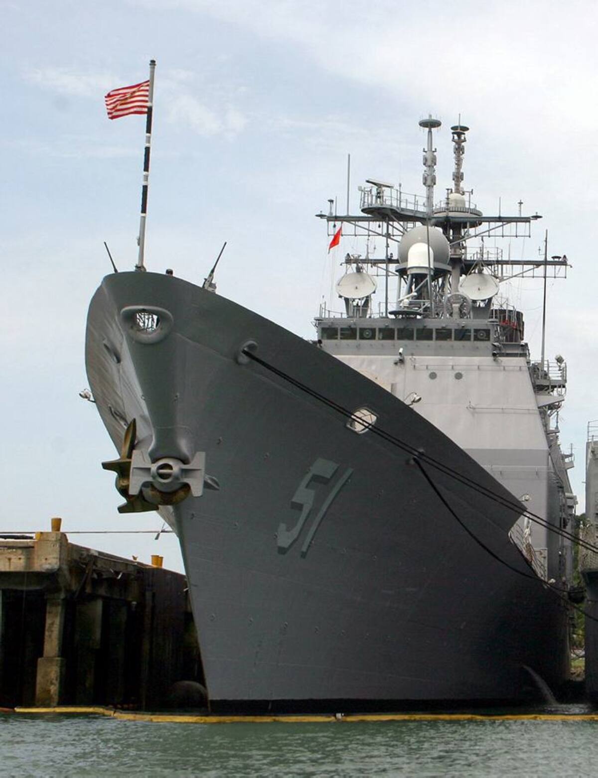 Este país indicó que la nave se encontraba en su zona económica exclusiva realizando un estudio sísmico del lecho marino. AFP