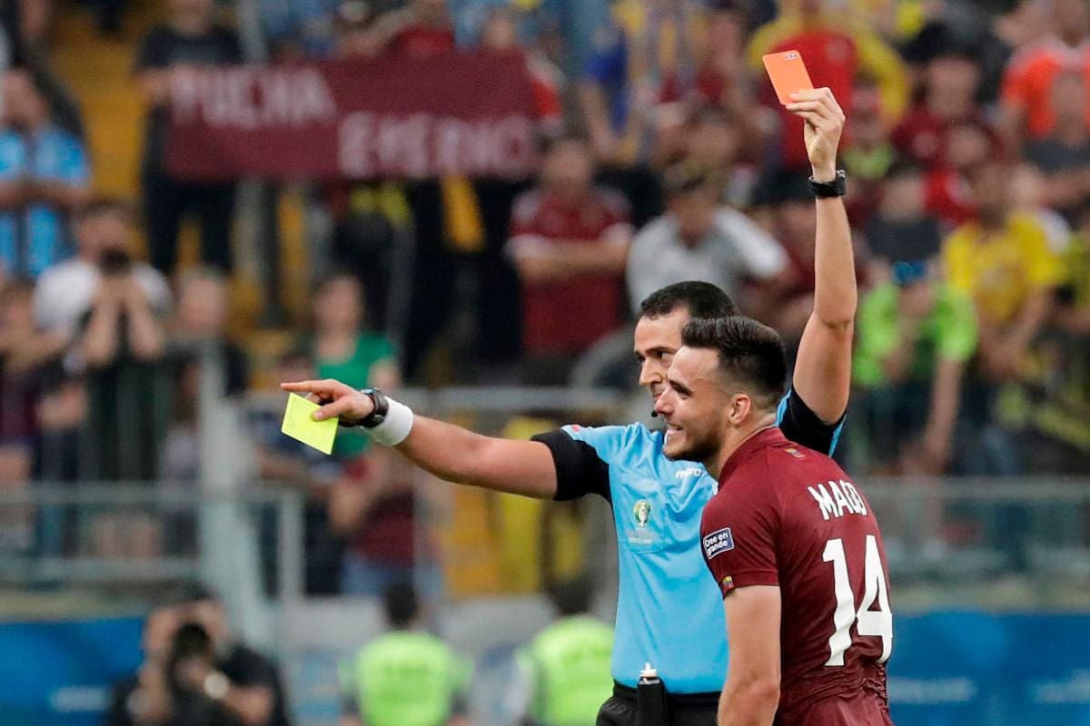 ¡Facturando! Wilmar Roldán volverá a pitar en Arabia Saudita