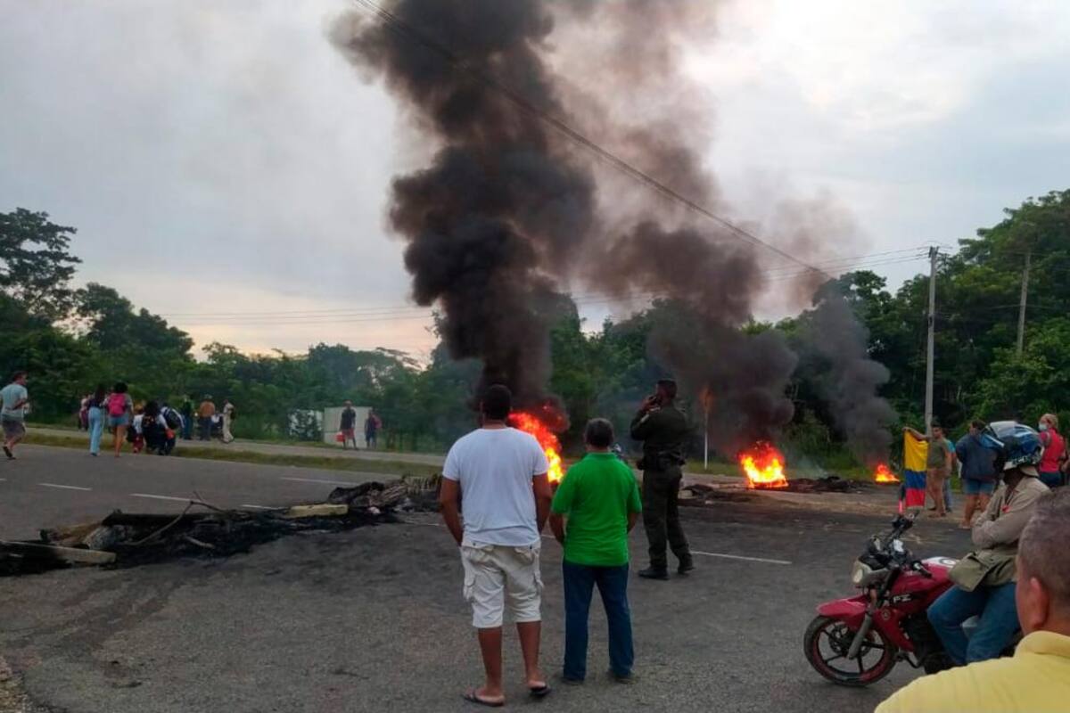 Bloqueo en Bonanza por dos días consecutivos sin luz y sin agua