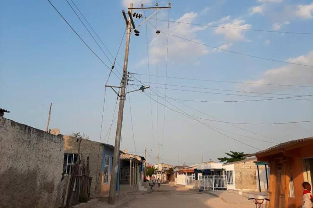 El peligro de los cables de alta tensión en Tierrabomba