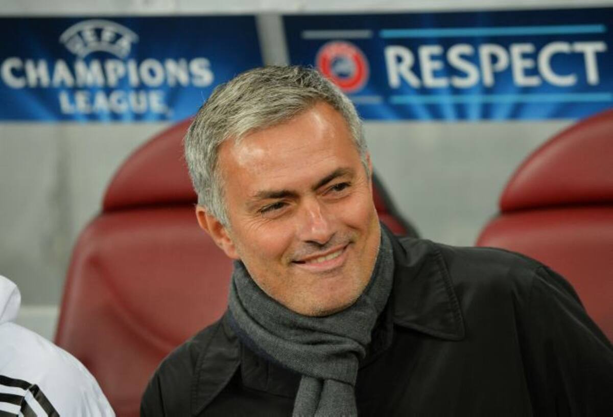 José Mourinho, técnico del Chelsea. AFP DANIEL MIHAILESCU