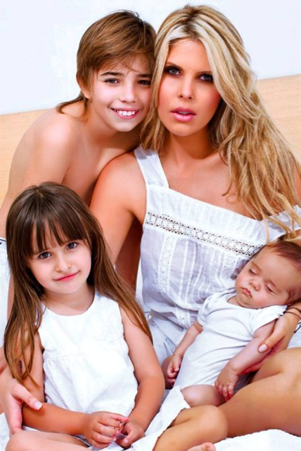 Claudia Perlwitz: modelo, empresaria y una hermosa madre de tres hijos.