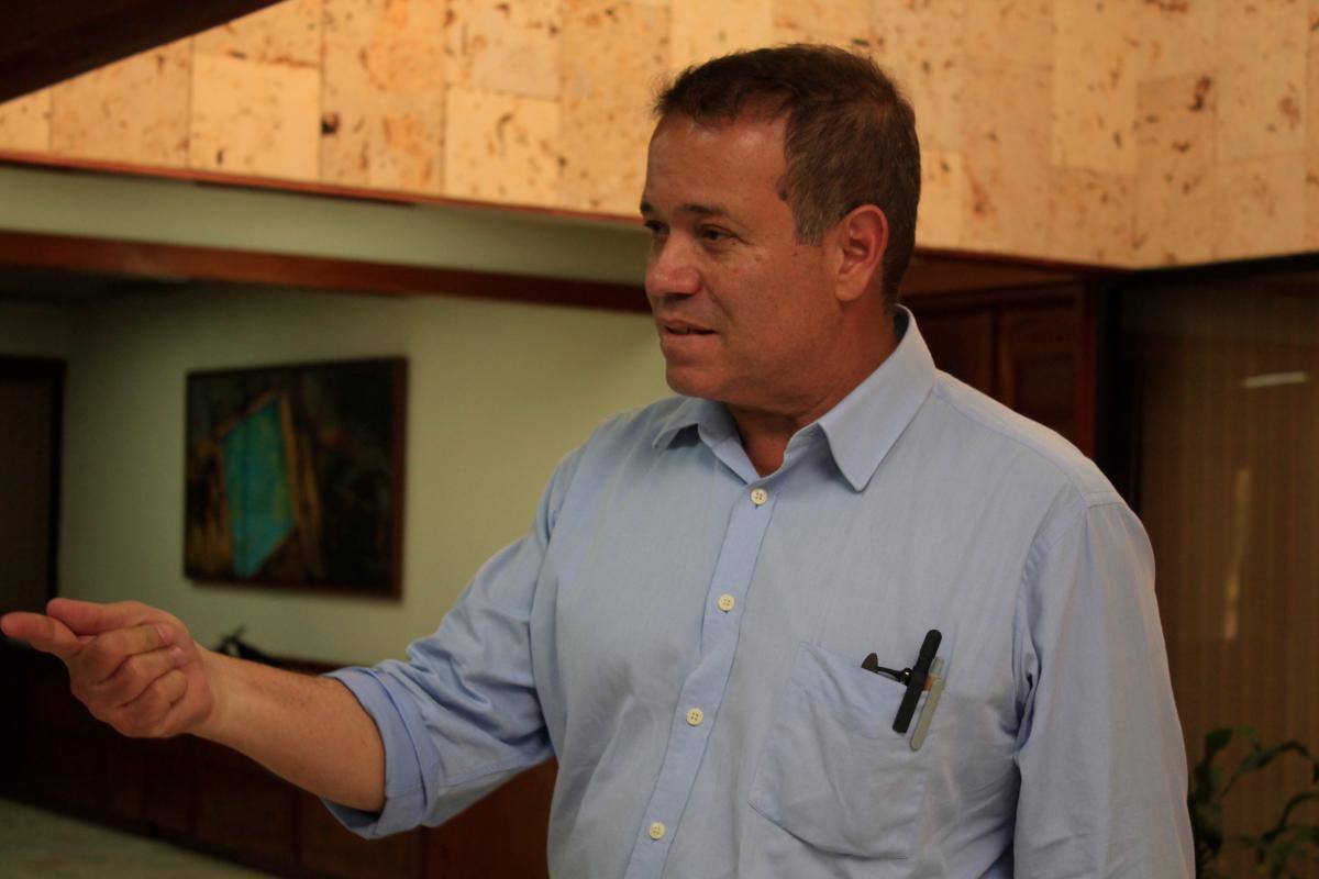Jefe de Comunicaciones del alcalde William Dau renuncia al cargo